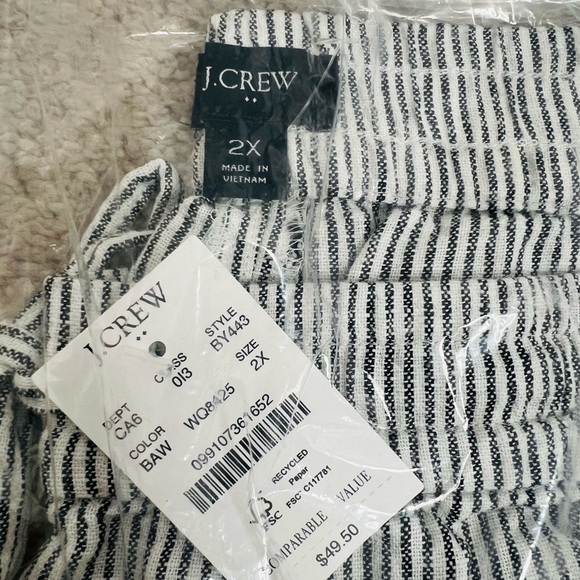 NWT! J. Crew Black & White Striped Linen-Blend Drawstring Shorts. Size 2X. - Picture 7 of 9